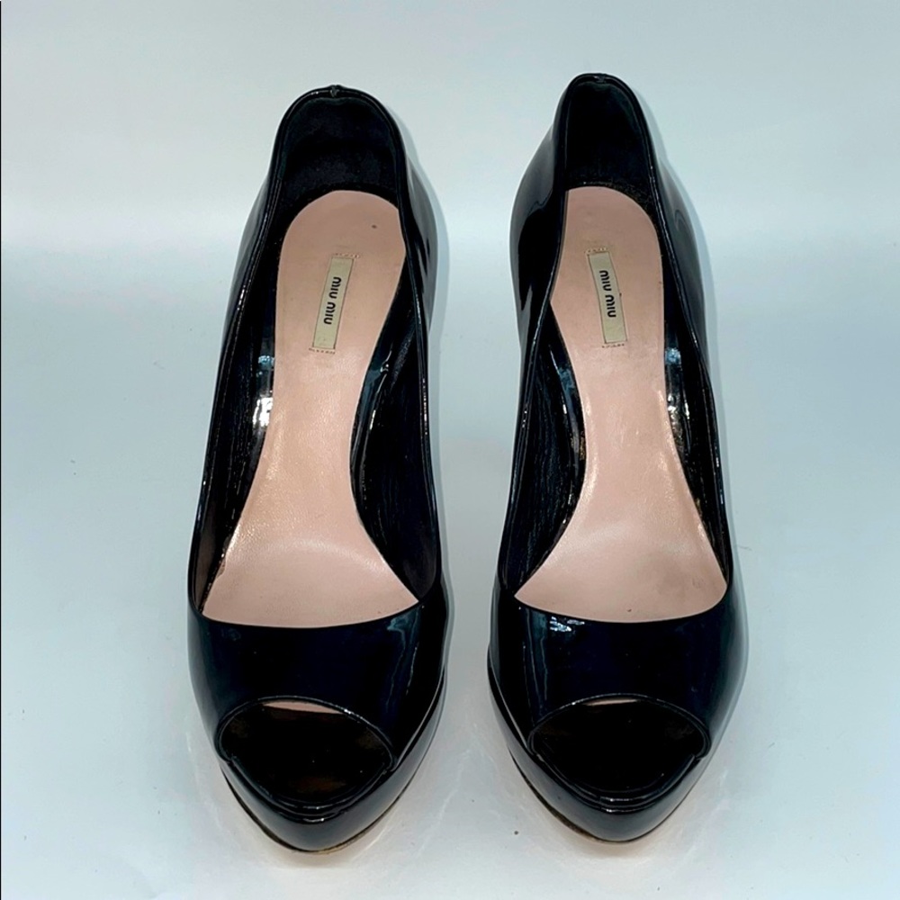 Miu Miu blk patentleather peeptoe heels 37.5 as is